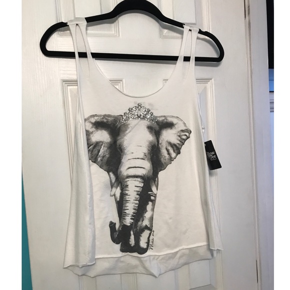Miss Me Tops - MISS ME GRAPHIC ELEPHANT TANK